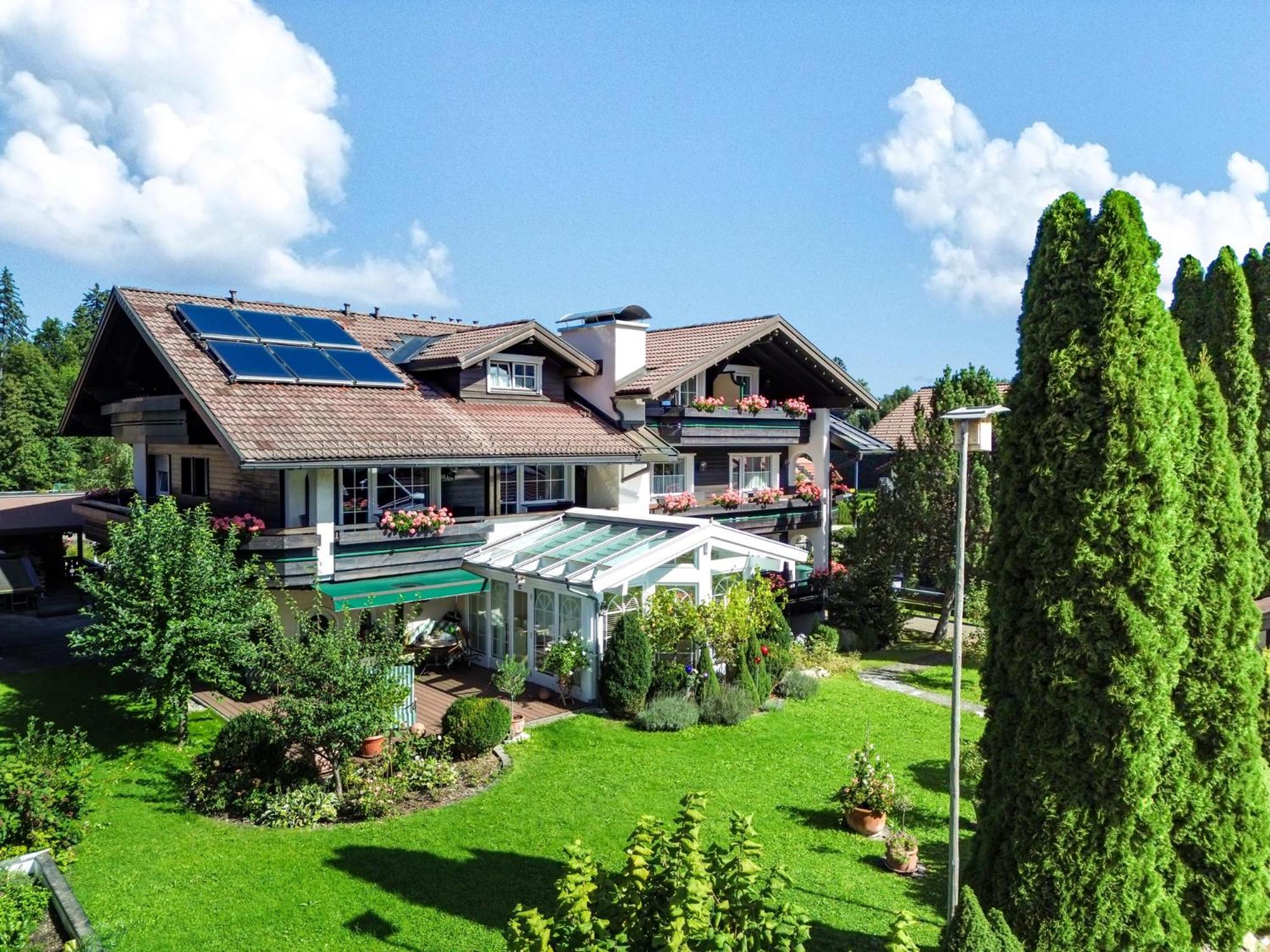Haus Susanne - Top-Ferienwohnungen - Sommer-Bergbahn Inklusive Obermaiselstein Eksteriør billede