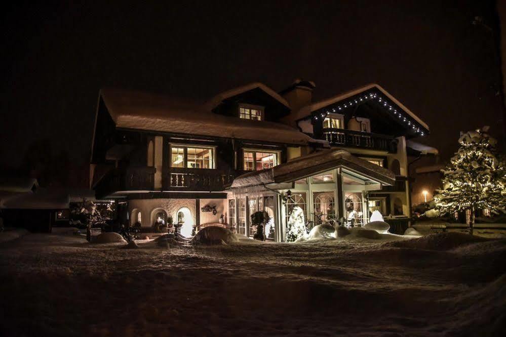 Haus Susanne - Top-Ferienwohnungen - Sommer-Bergbahn Inklusive Obermaiselstein Eksteriør billede